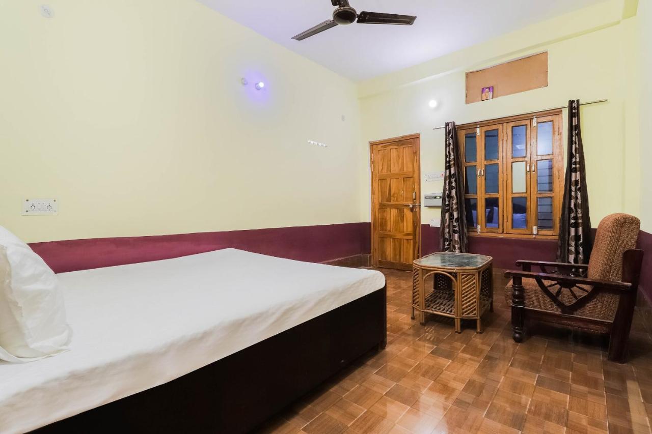 Hotel O Jyotish House Ayodhya Екстер'єр фото