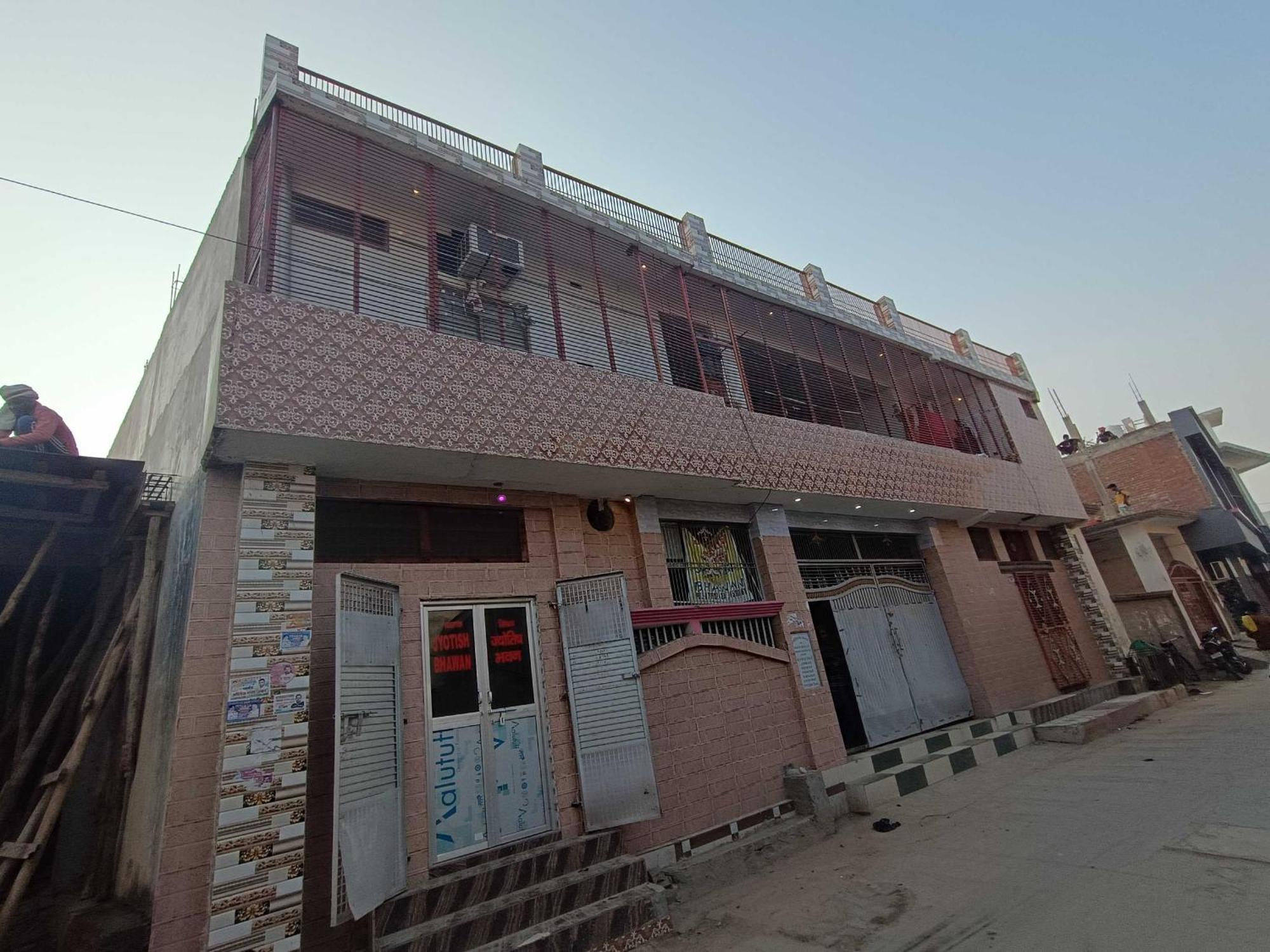 Hotel O Jyotish House Ayodhya Екстер'єр фото