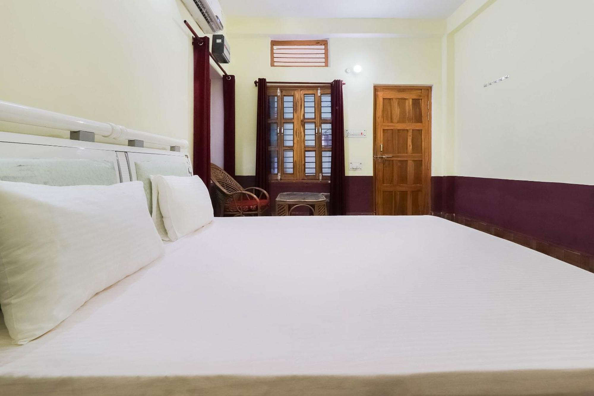 Hotel O Jyotish House Ayodhya Екстер'єр фото