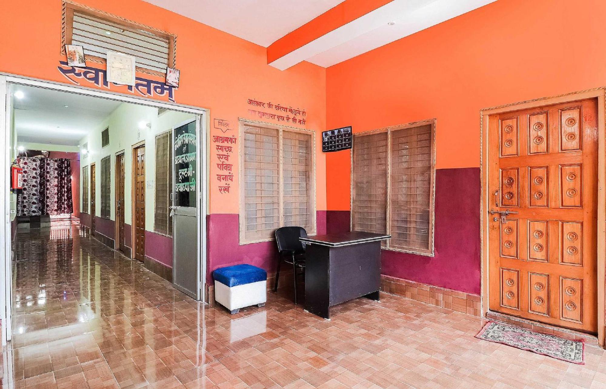Hotel O Jyotish House Ayodhya Екстер'єр фото