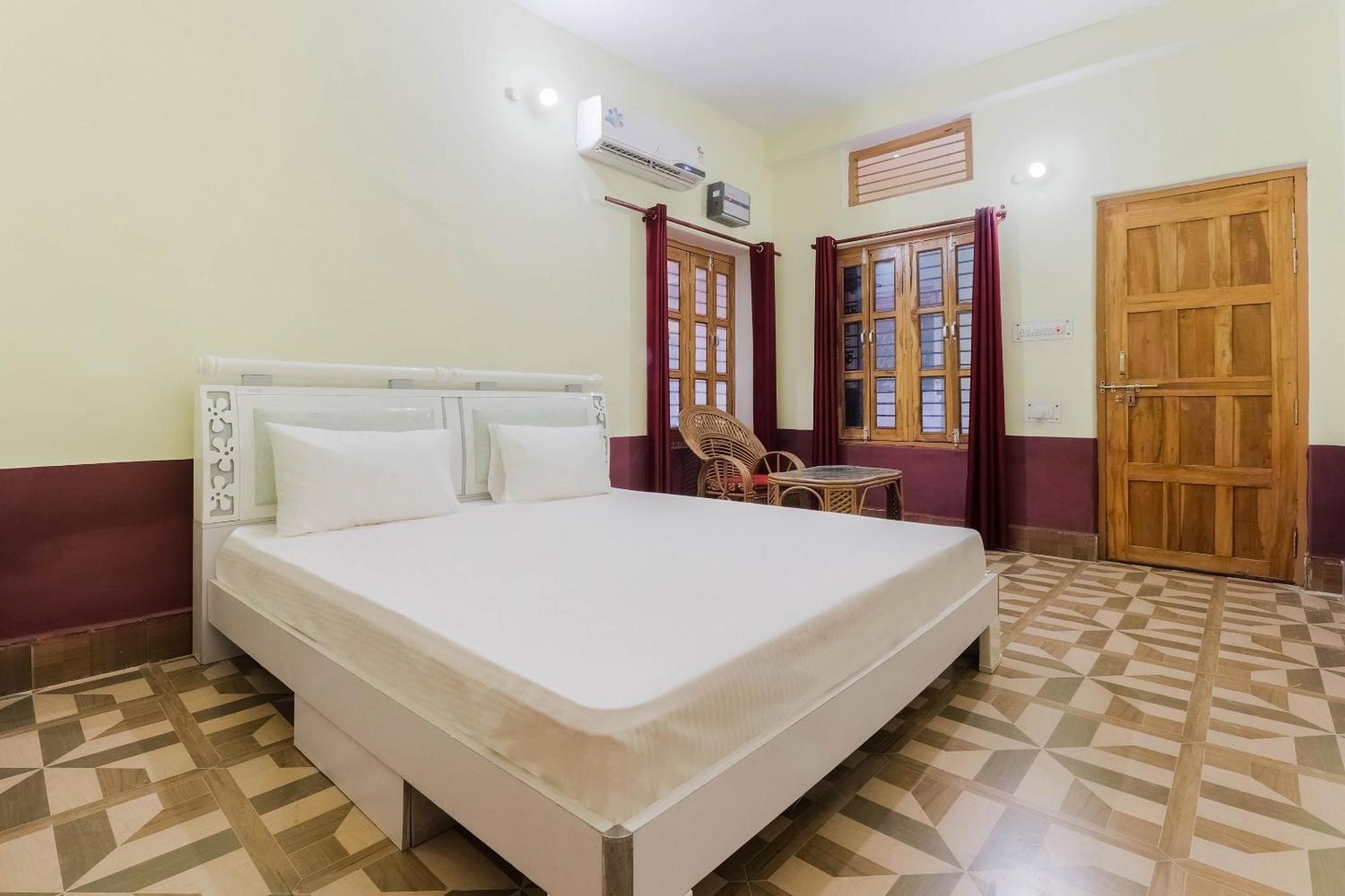 Hotel O Jyotish House Ayodhya Екстер'єр фото