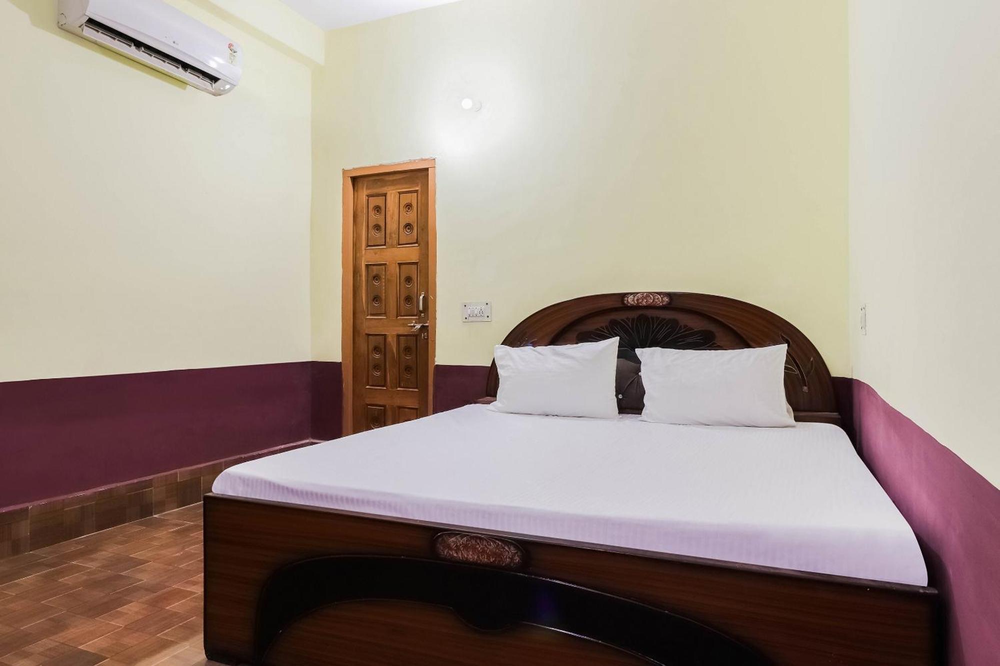 Hotel O Jyotish House Ayodhya Екстер'єр фото